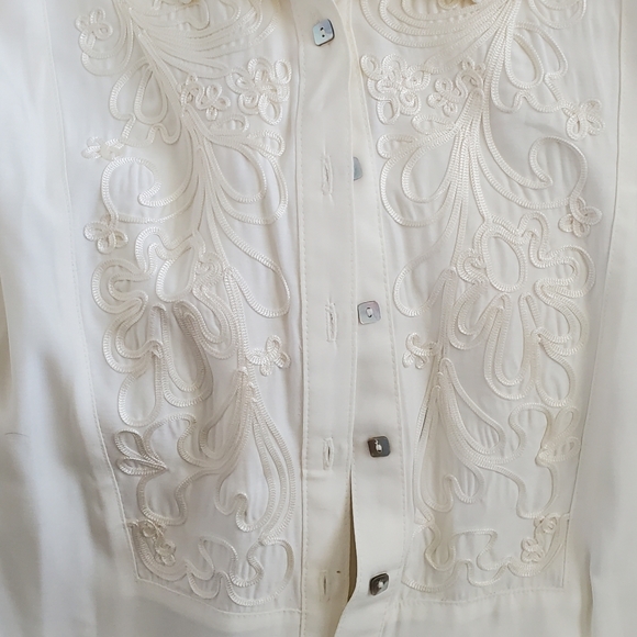 Coldwater Creek Long Sleeve blouse - Picture 4 of 10